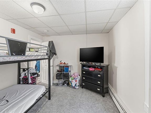 3rd image of 263 Elm St