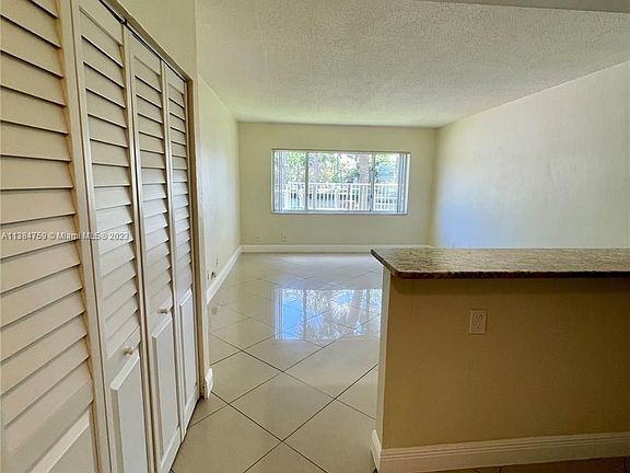 2nd image of 251 SE 6th Ave APT 3