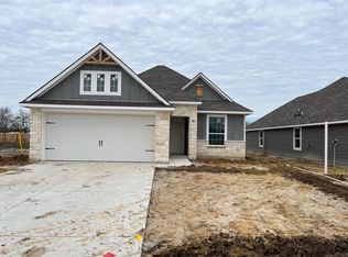 1332 Kingsgate Dr, Bryan, TX 77807