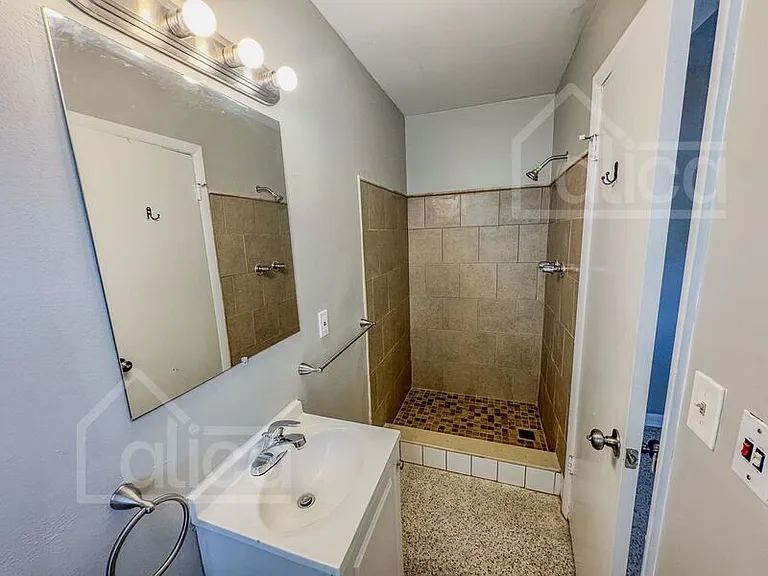 7176 Lockwood St — Photo 22