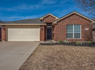 838 Randall Rd, Weatherford, TX 76087