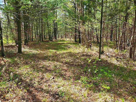 3rd image of 5979 County Road V