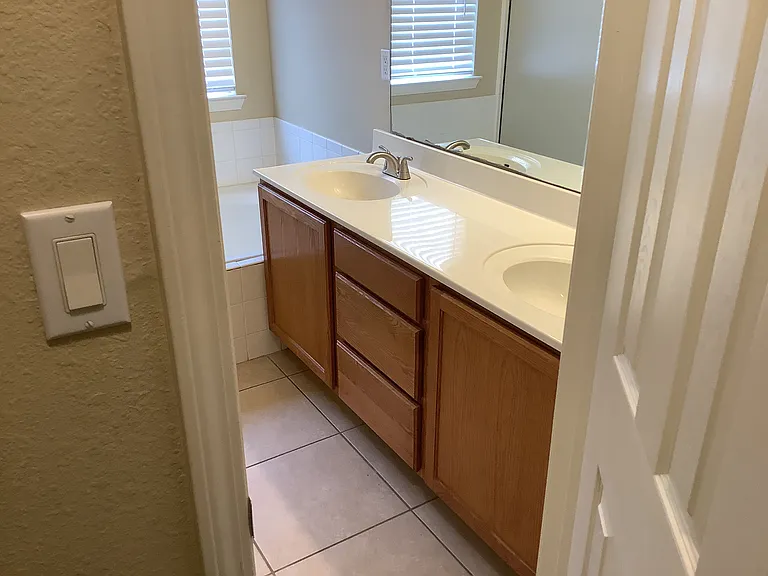 6609 Country Hills Ct NW — Photo 12