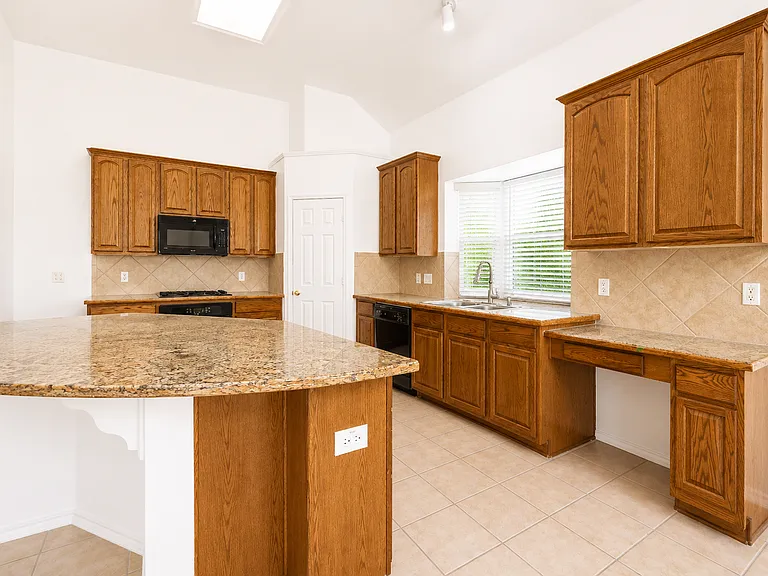 10057 Wyndbrook Dr — Photo 7