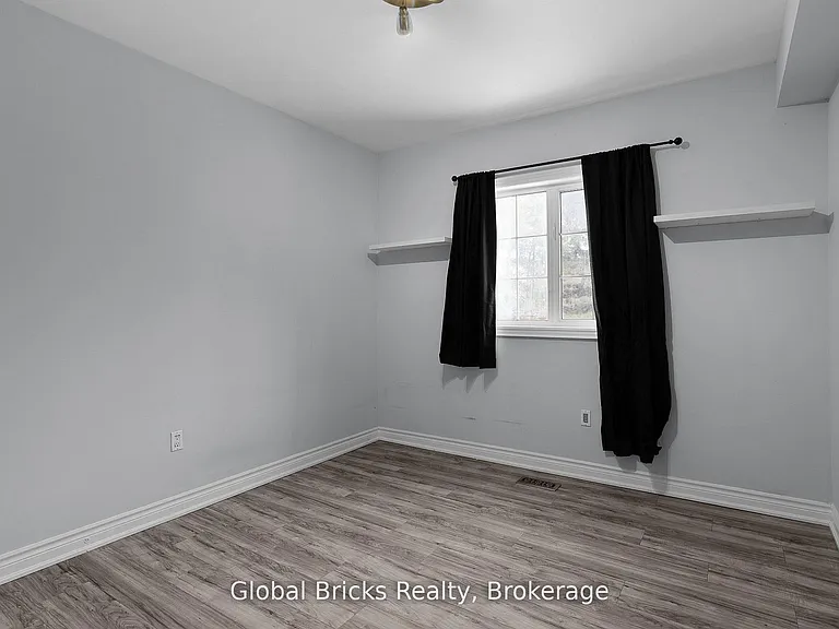 14 Fisher Dr — Photo 40