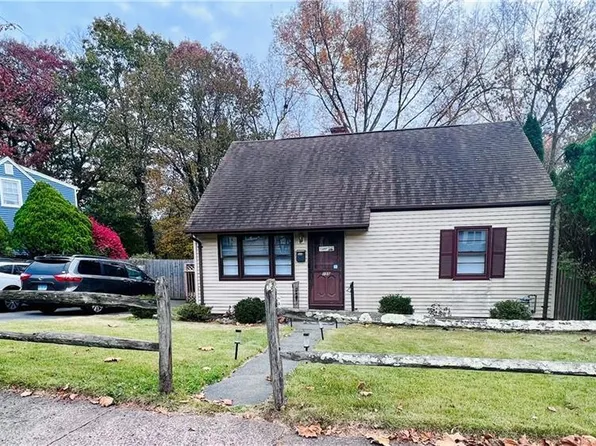 155 West Side Drive, Hamden, CT 06518