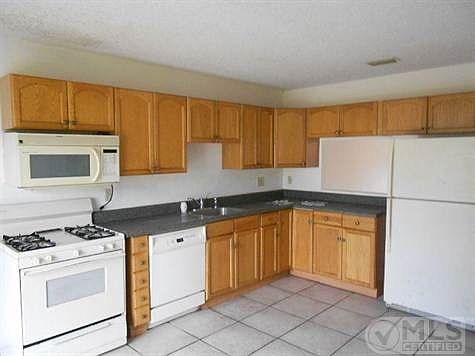 5th image of 5951 Ithaca Cir W