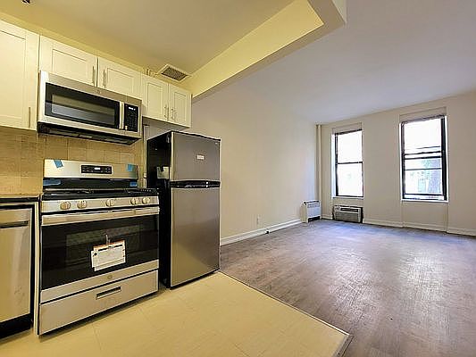 1st image of 420 E 78th St #1B1