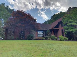 16 Greenbriar Rd, Harveys Lake, PA 18618