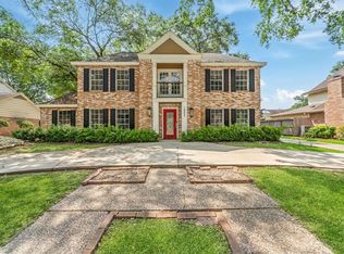 1823 Saddlecreek Dr, Houston, TX 77090