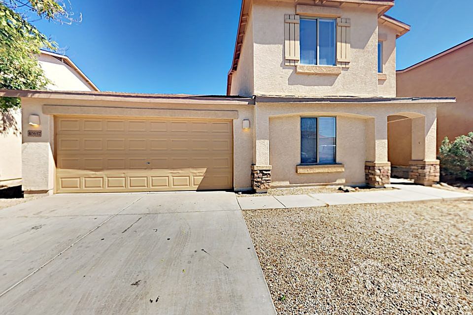1st image of 40657 N Glen Meadows Ln