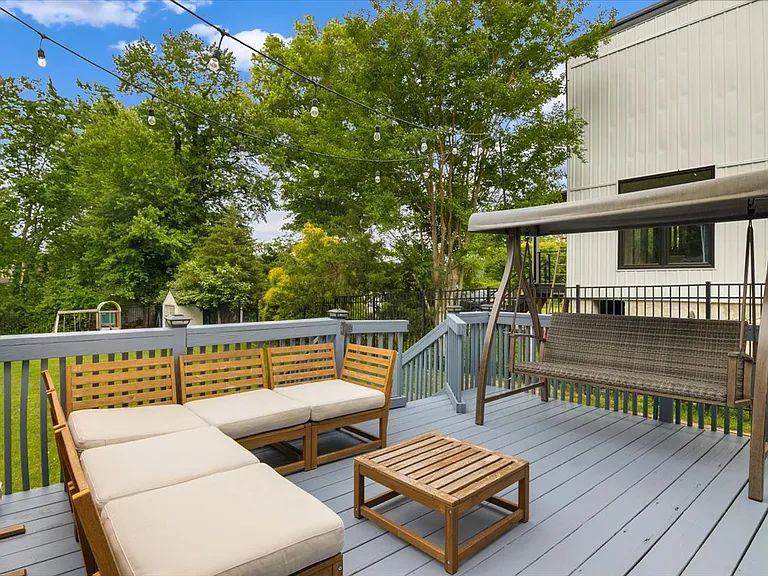 36 Amelia Ave — Photo 21