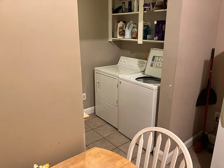 105 & 109 E Broad St #109 — Photo 3