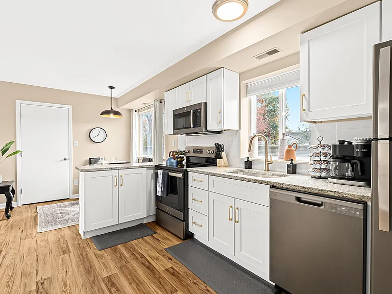 18381 Sharon Ln #18381 — Photo 18