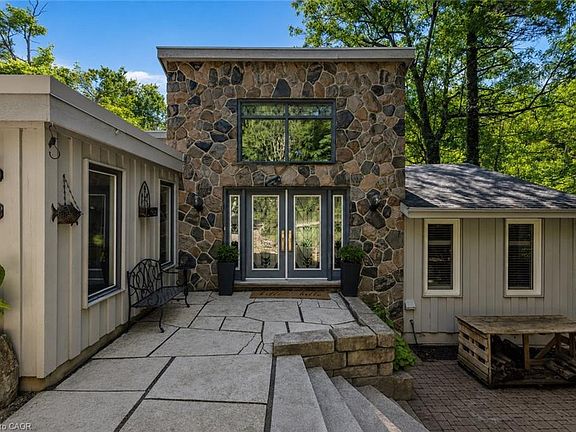 3rd image of 59 Park Rd S