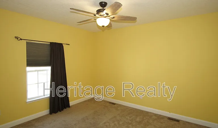 3006 Franklin Ave — Photo 17