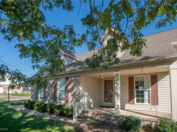 1643 Southpointe Cir NE, Canton, OH 44714