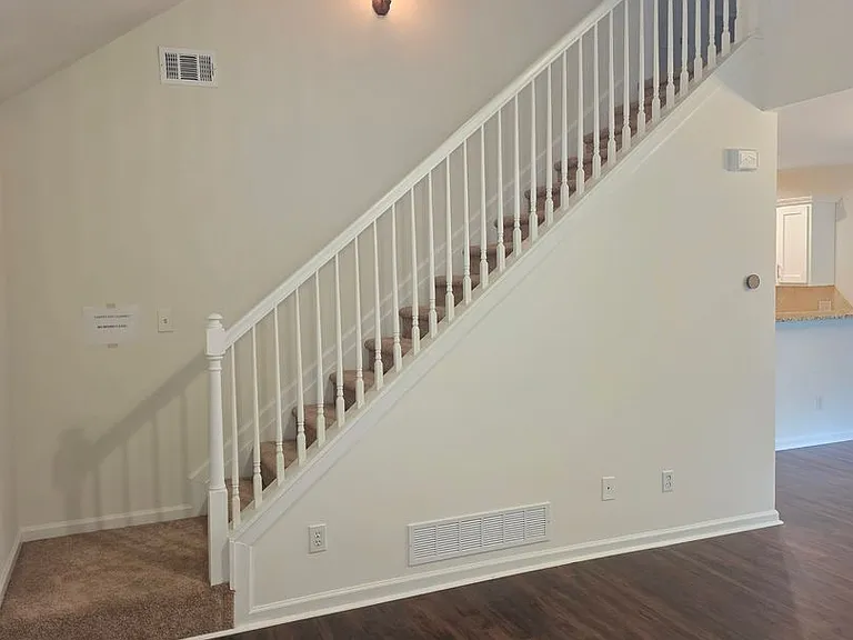 172 Stoneforest Dr — Photo 15