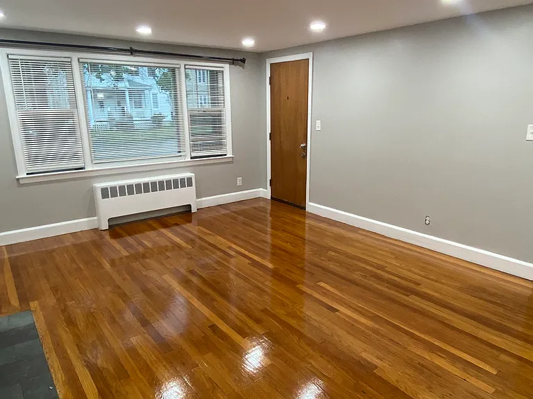 214 Columbia St #1 — Photo 6