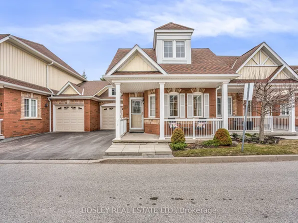 22 Gidley Ln #24, Ajax, ON L1T 4Z7