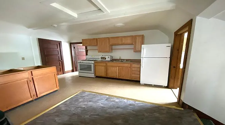 512 Stewart Ave #7