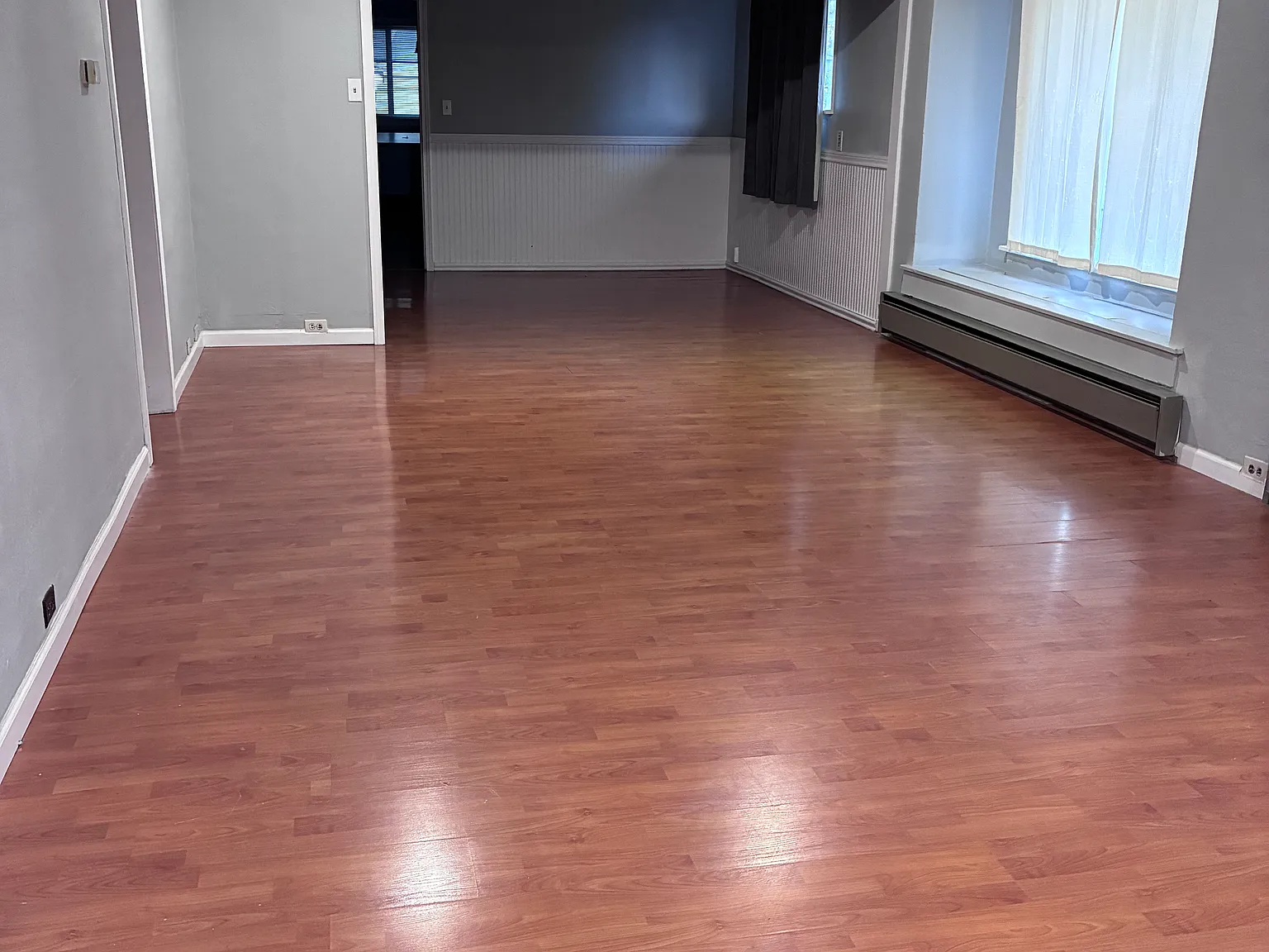 3 bed, 2.5 bath, 1417 sqft, $2,500 — Photo 2