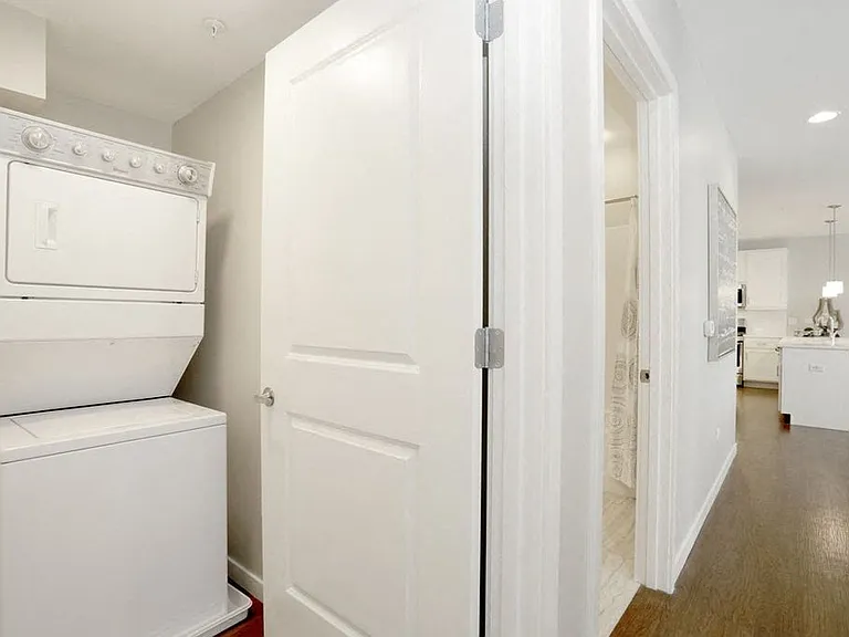 In-unit Washer/Dryer - 2 Bedroom 2 Bath (Unit C)