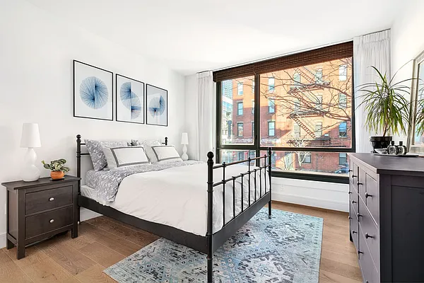 Sold by Compass | media 3