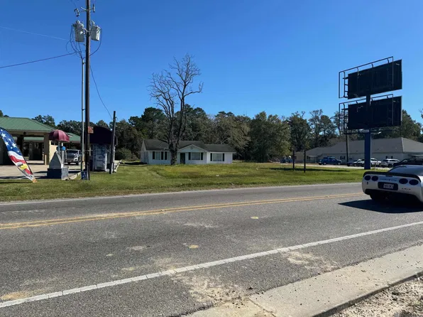 27370 Walker South Rd, Walker, LA 70785