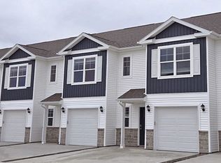 15366 Coyote Dr, Urbandale, IA 50111