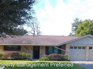 1802 Raintree St, Baytown, TX 77520