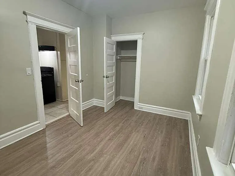 504 21st St #2 — Photo 3