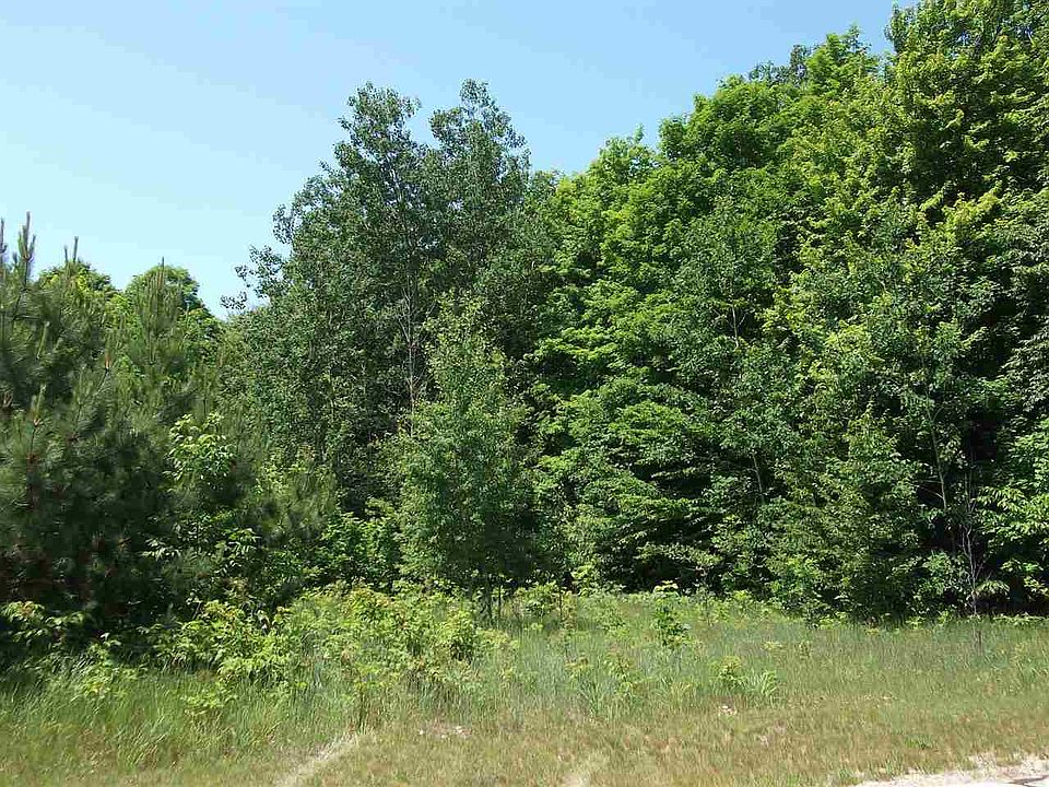 1st image of 1681 Stonehedge Ct
