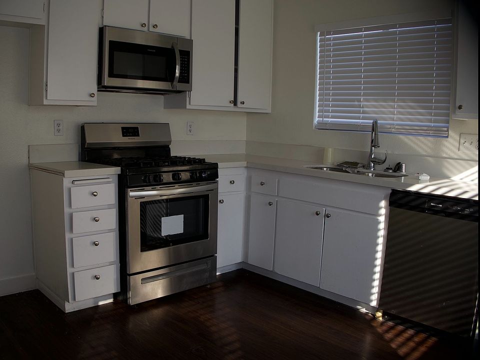 1st image of 535 N 1st St N #D