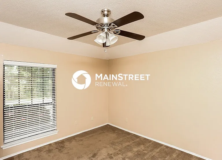 1003 Glenn Dr — Photo 9