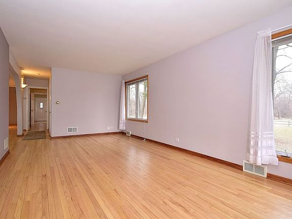 4th image of 8655 Carey Ave