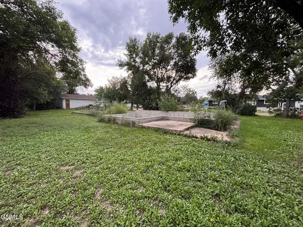 315 N Monroe St, Plentywood, MT 59254