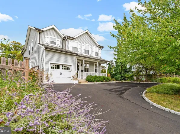 1018 E Abington Ave, Glenside, PA 19038