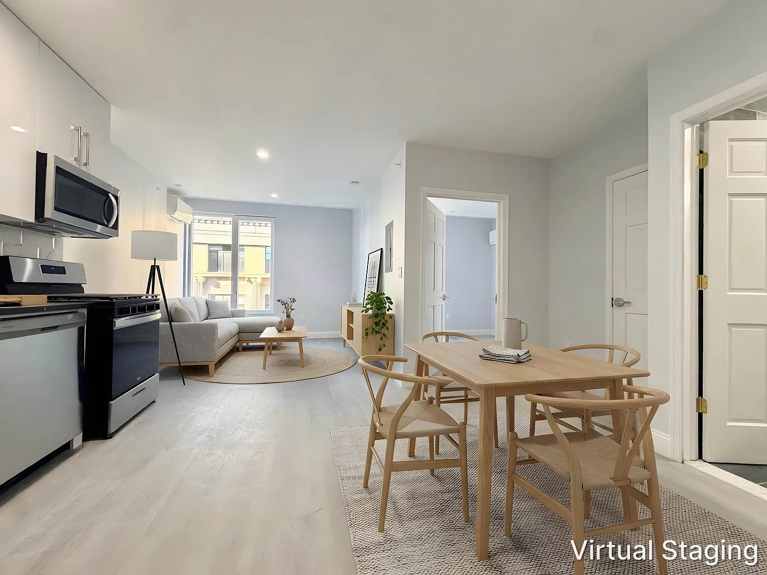 142 Huron St — Photo 1
