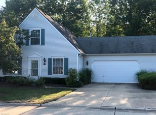 24708 Grove Pond Way #57, Olmsted Falls, OH 44138