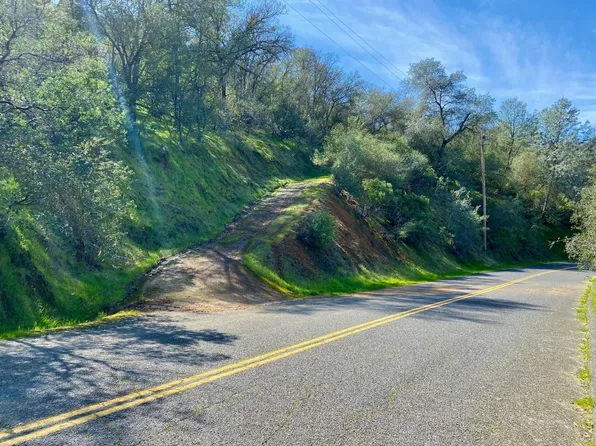 4756 Lakeshore Dr, Copperopolis, CA 95228