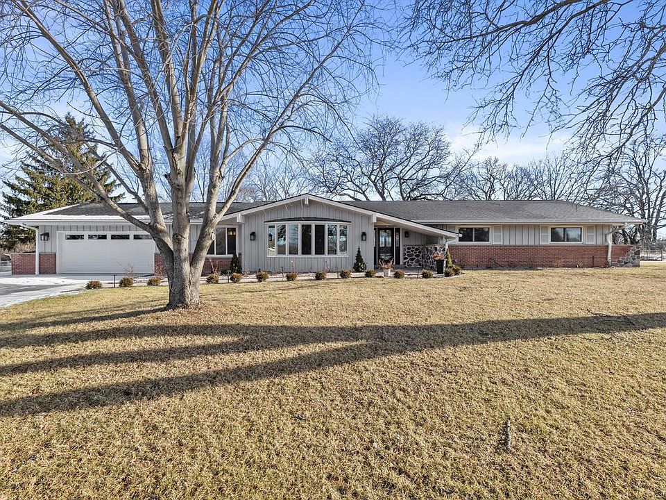 1st image of 850 Janacek ROAD