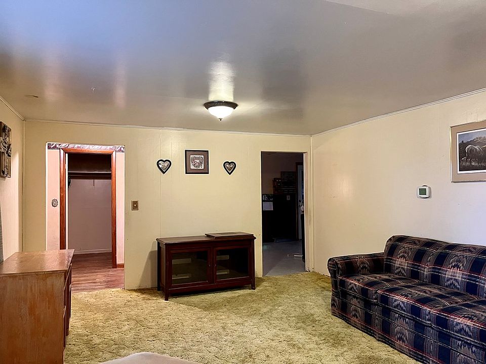 600 N Stark St, Bennington, KS 67422 Zillow