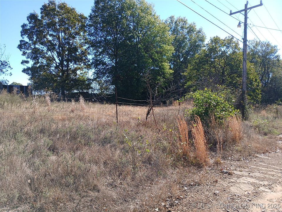 2nd image of Harbor Dr