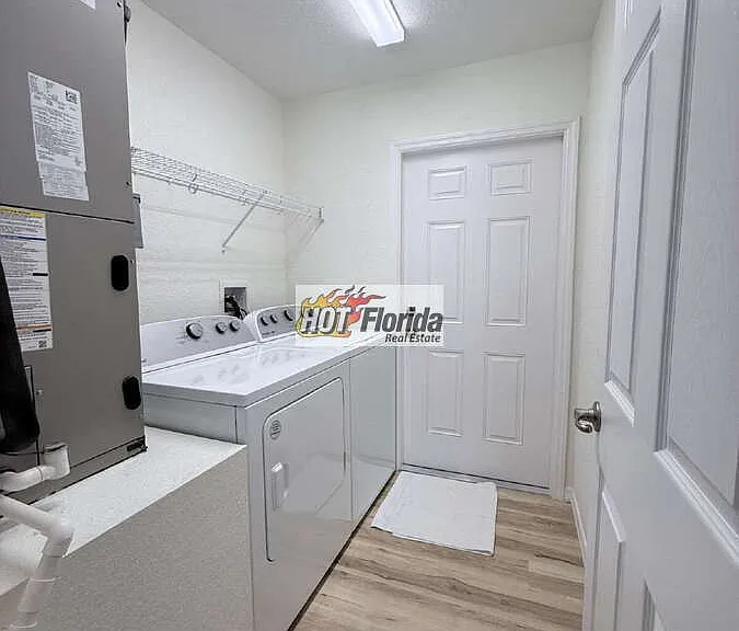 2320 W Wellston Rd — Photo 18