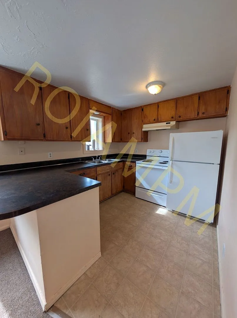 354 Orchalara Ave — Photo 2