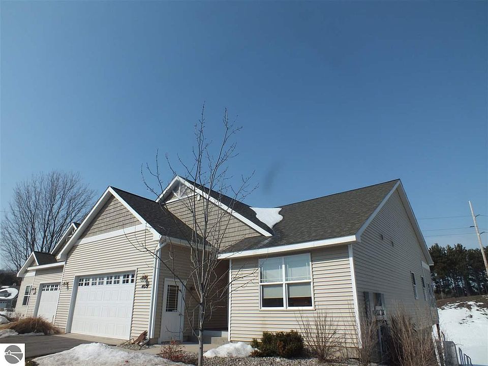 1st image of 4619 SW Black Bear Dr