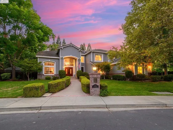 2769 Lylewood Dr, Pleasanton, CA 94588