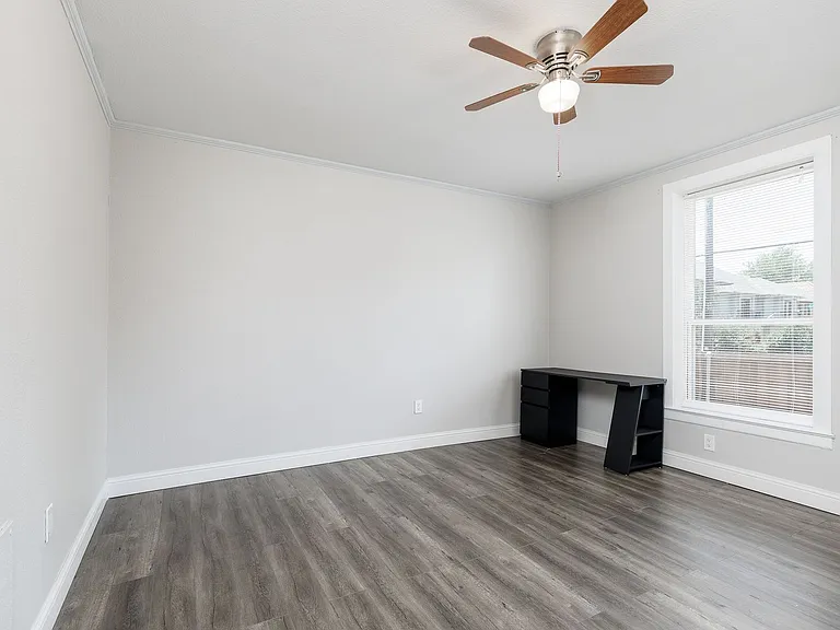 5702 Ellsworth Ave — Photo 11