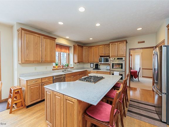 5th image of 4770 Valleybrook Dr